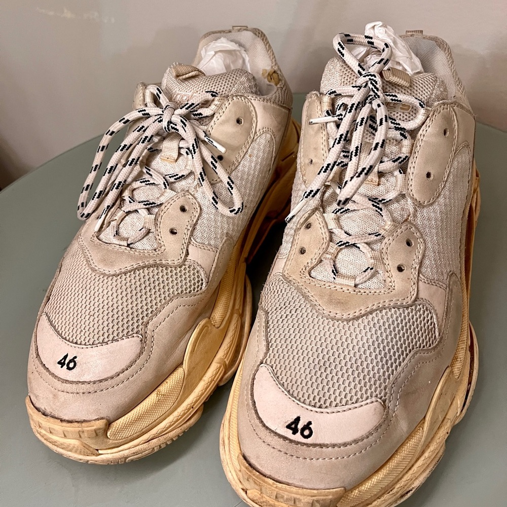 Pre-owned Authentic Balenciaga Triple S Beige Off White 46 - Picture 3 of 9
